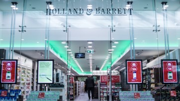 Holland & Barrett brengt e-commerce onder bij Dept