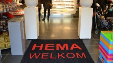 Hema gaat beter, maar draait nog steeds verlies