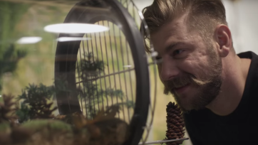 Hornbach bouwt eigen mancave op YouTube