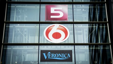 SBS en Veronica overschrijden reclamezendtijd