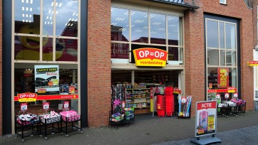 Blokker verkoopt ruim 30 winkels aan Op=Op Voordeelshop