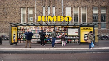 Jumbo doet een Tescootje: boodschappen doen terwijl je op de bus wacht