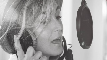 Zangeres Do komt met videoclip speciaal voor Wereld Psoriasis Dag