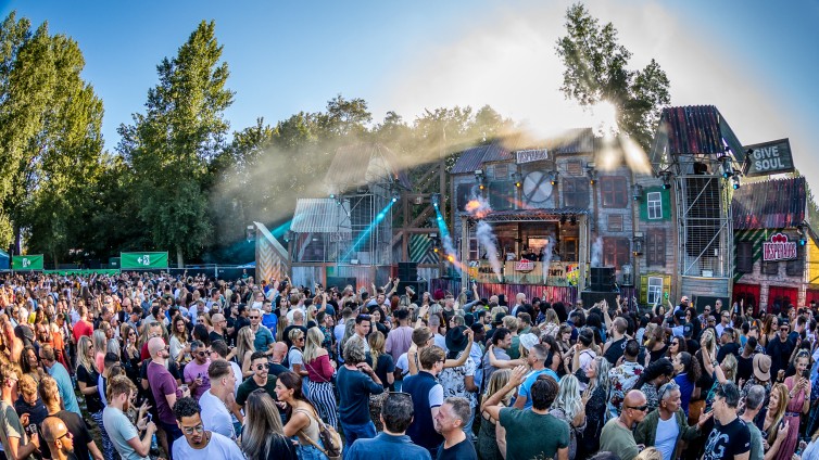 A day at the park gaat door als minifestival