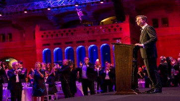 Waarom het eerste Nederlandse Correspondentendiner een magistrale zet is van Mark Rutte