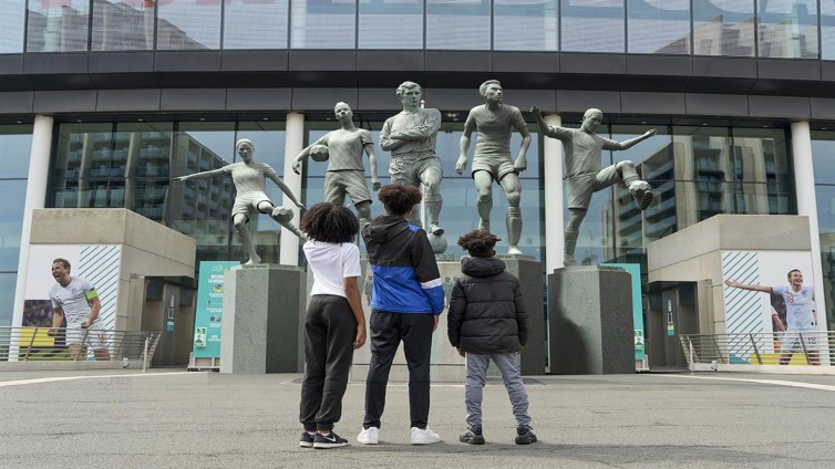 Snapchat football statues