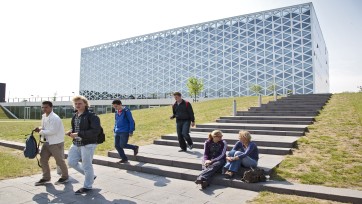 Hogescholen Communicatie stellen bedrijven onmogelijke stage-eisen, studenten lopen banen mis