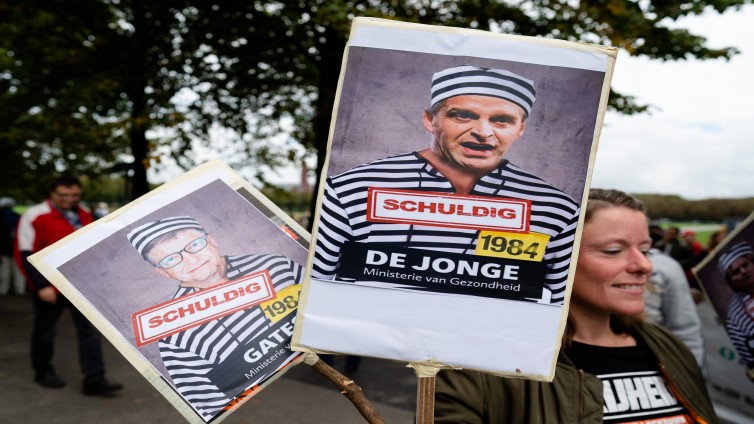 Enorm wantrouwen in leiderschap overheid, hier te zien tijdens een demonstratie in Den haag