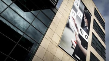 Omzet Sanoma daalt licht in Nederland