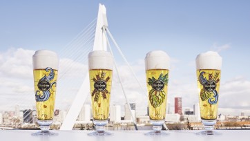 Kunstzinnige bierglazen van Warsteiner staan in teken van 500 jaar Reinheitsgebot