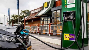 Nuon verandert naam in Vattenfall en verdwijnt ‘geleidelijk uit markt’