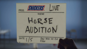 Snickers gaat live commercial uitzenden tijdens Super Bowl