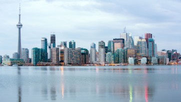 HEMA-tompouce en -rookworst nu ook naar Canada