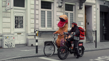 Gorillas en Jumbo-Visma zijn 'freaking fast' op de fiets