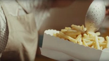 Vlamingen vieren ‘Week van de Friet’ met vernieuwd frietlied