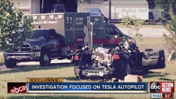 Tesla’s kapitale PR-blunders na dodelijk ongeval met zelfrijdende auto