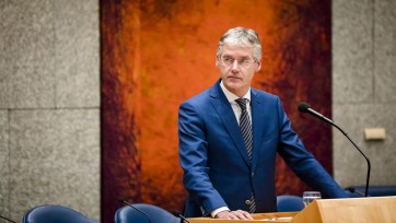 Kabinet wil reclamevrije NPO