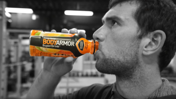 Basketballegende Kobe Bryant ontwikkelt eerste commercial BodyArmor