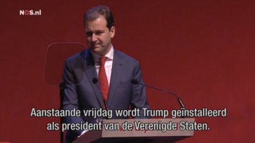 Presenteren met een teleprompter: Asscher fout, Buma goed