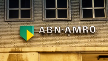 ABN Amro schrapt 800 banen, zet zakelijke activiteiten buiten Europa op nul