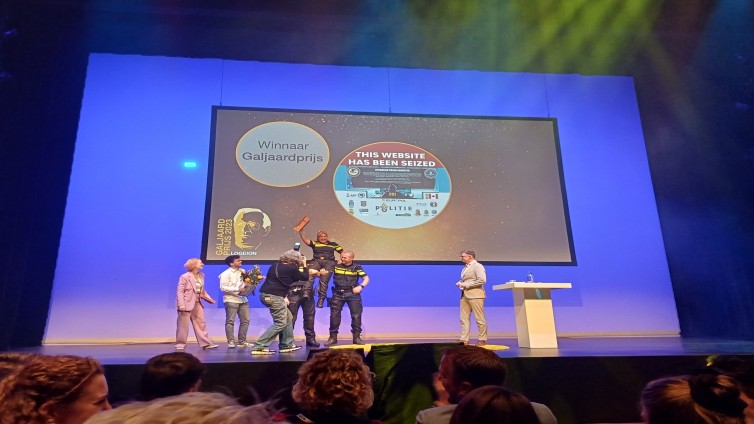 Politie Rotterdam wint Galjaardprijs