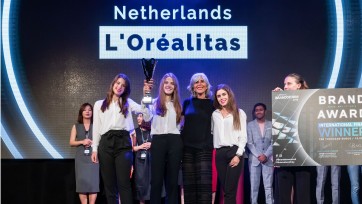 Erasmus-studenten winnen wereldwijde marketingcompetitie van L’Oréal