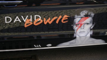 Bowie in vijf commercials