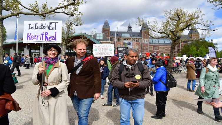 Wetenschappers tijdens een March for Science in 2017