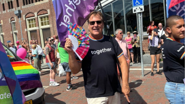 Lucien Spee (Pride): 'Niks mis met "commerciële boten" op de Canal Parade'