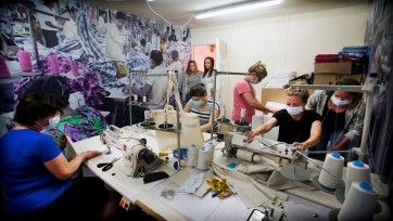 Schone Kleren wil fashionshopper laten schrikken met sweatshop in de Kalverstraat