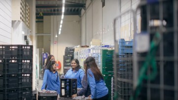 Mini-docu ‘Meer dan super’ wil laten zien dat Albert Heijn één grote blauwe familie is