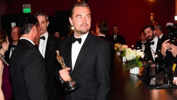 #TGIF: DiCaprio en zijn eerste Oscar