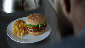 Ter dood veroordeelde gevangene krijgt Whopper als laatste avondmaal in Burger King-campagne