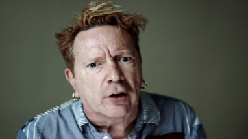 Punk is dood, Johnny Rotten speelt hoofdrol in campagne voor tandpasta