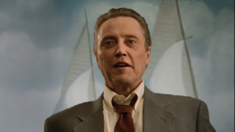 Christopher Walken in de videoclip Weapon of choice