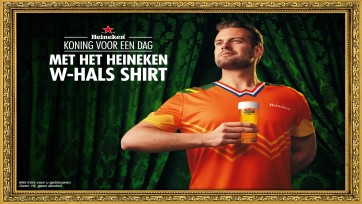 Heinekens Koningsdag-premium: het W-hals shirt