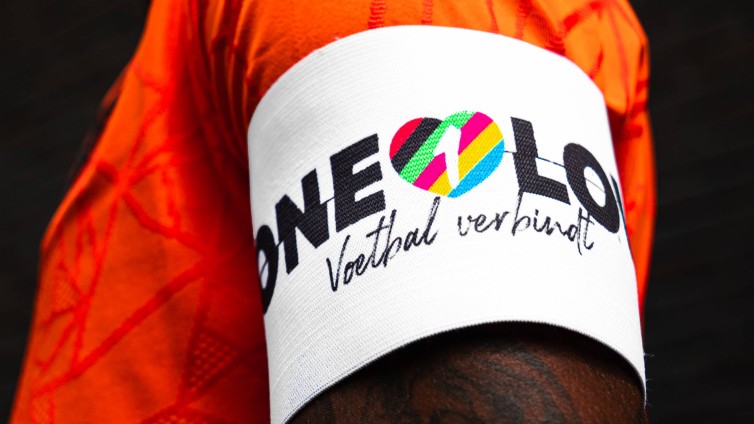 OneLove-aanvoerdersband Oranje