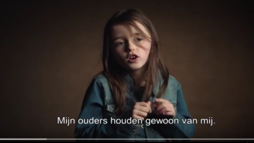 SOS Kinderdorpen maakt ontroerend filmpje over opgroeien in een familie