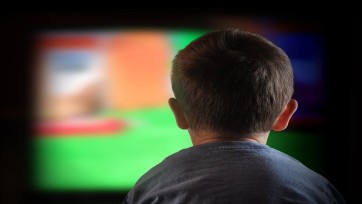 Kinderen kijken bijna 11 uur tv per week