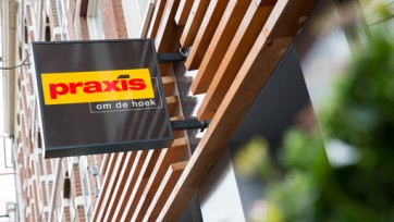 Praxis maakt niet veel haast met uitrol stadswinkel 'Om de hoek'