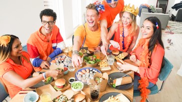 Thuisbezorgd.nl komt met Koningsdag-campagne met Ferry Doedens