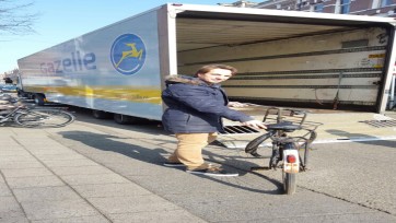 Gazelle ruimt fietswrakken op in Amsterdam