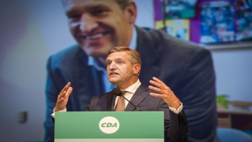 Communicatieadvies aan Buma: 'Onderscheid je van Rutte, kies voor fatsoenlijk'