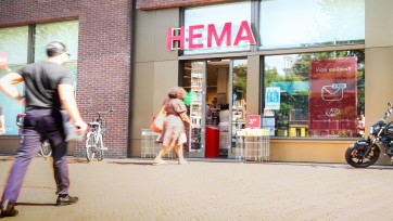 Global breidt netwerk retail media uit met digitale schermen van Hema