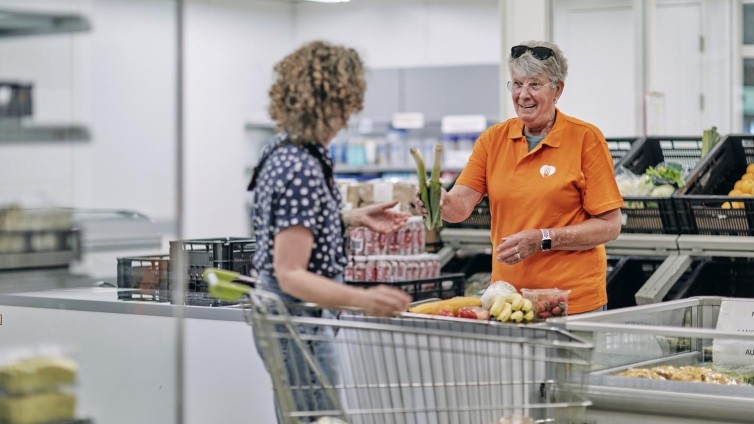 Rabobank en Voedselbanken tekenen samenwerking tegen armoede en voedselverspilling