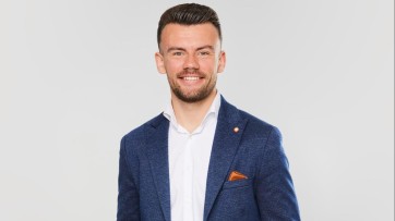 Marketingtalent Jordi Hillenga (28) verruilt Ziengs Retail voor FC Groningen