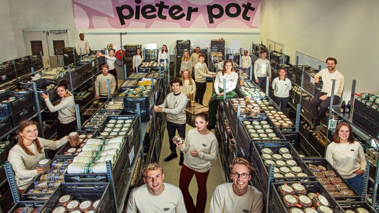 Team Pieter Pot met oprichter Martijn Bijmolt en Jouri Schoemaker (rechts) vooraan