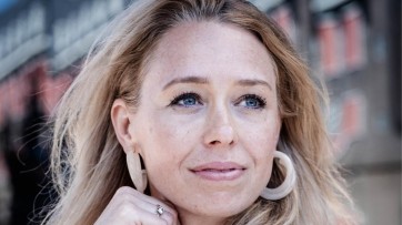 Hoogleraar communicatie Lotte Willemsen: ‘AI ontmenselijkt ons pas als wij dat toelaten’