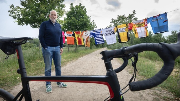 Dorkas Koenen: ‘Een wielrentricot vertelt marketinggeschiedenis’