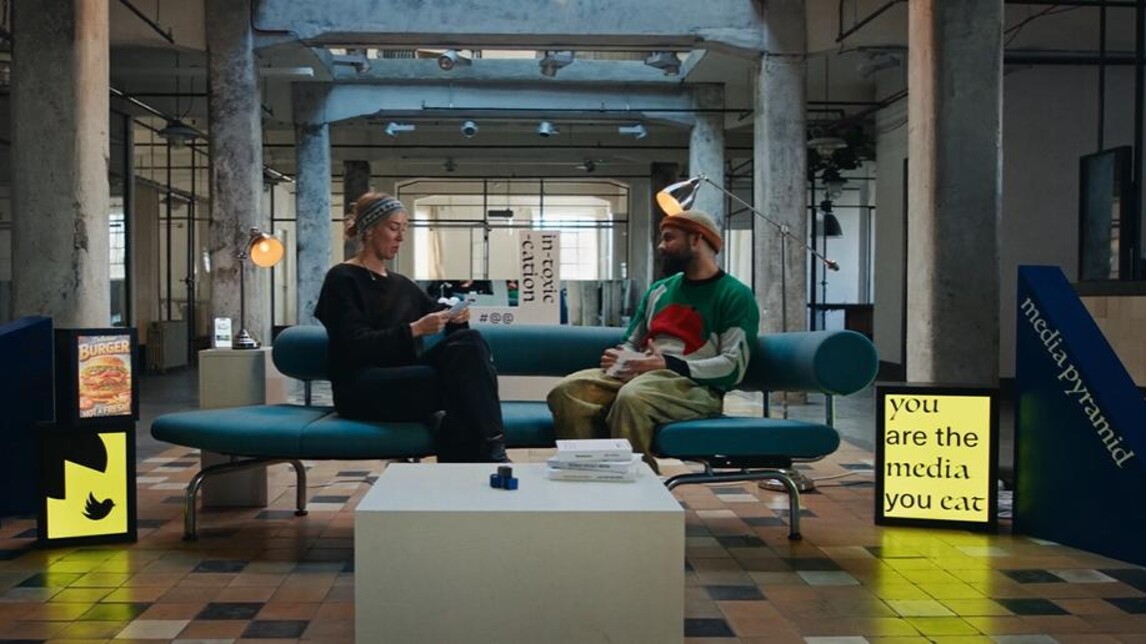 Experiment mediadieet DPG Media toont scherp contrast scrollen en bewust lezen 